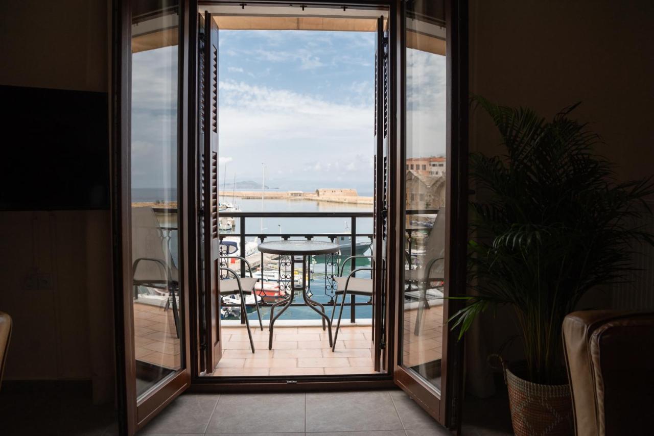 Destino Home Overlooking The Venetian Port Of Chania Chania  Exterior photo
