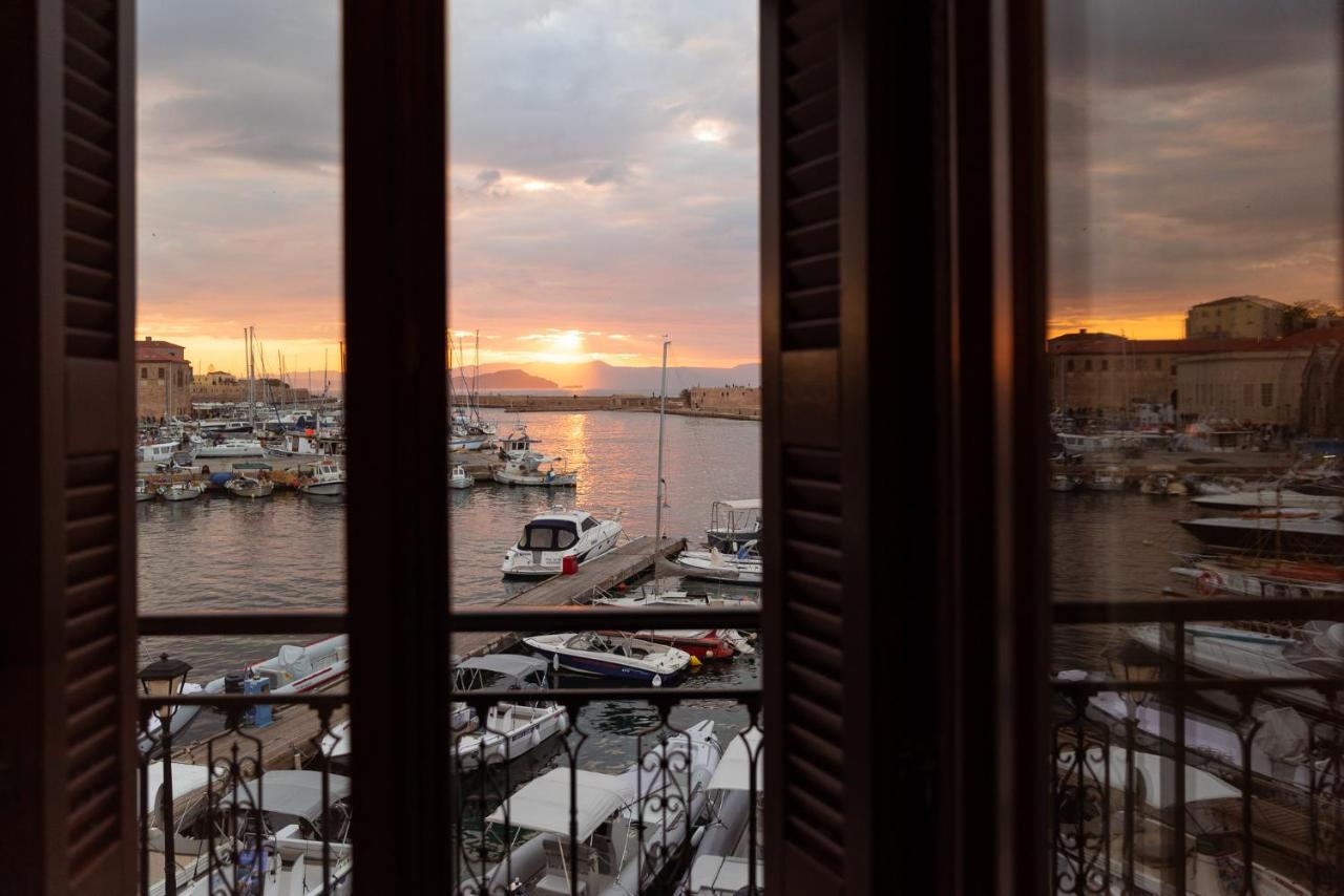 Destino Home Overlooking The Venetian Port Of Chania Chania  Exterior photo
