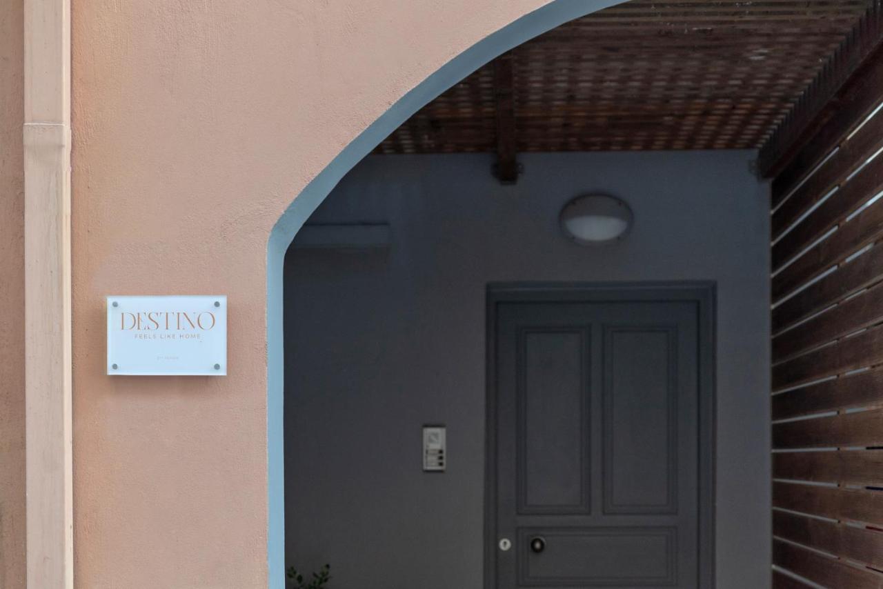 Destino Home Overlooking The Venetian Port Of Chania Chania  Exterior photo