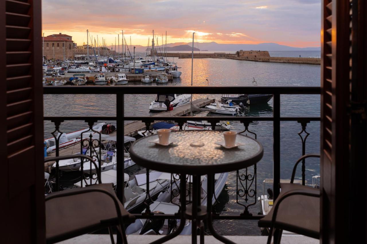 Destino Home Overlooking The Venetian Port Of Chania Chania  Exterior photo